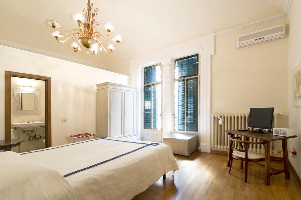 Soggiorno Rondinelli Firenze Camera foto
